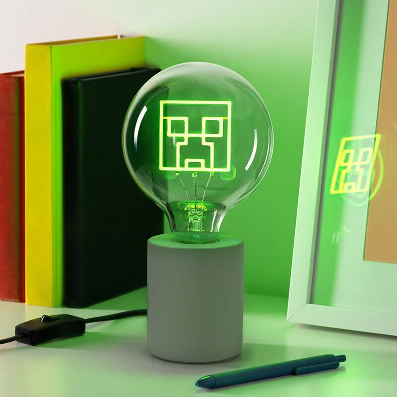 https://www.kidspartystore.be/pub_docs/files/Minecraft_tablelamp.jpg