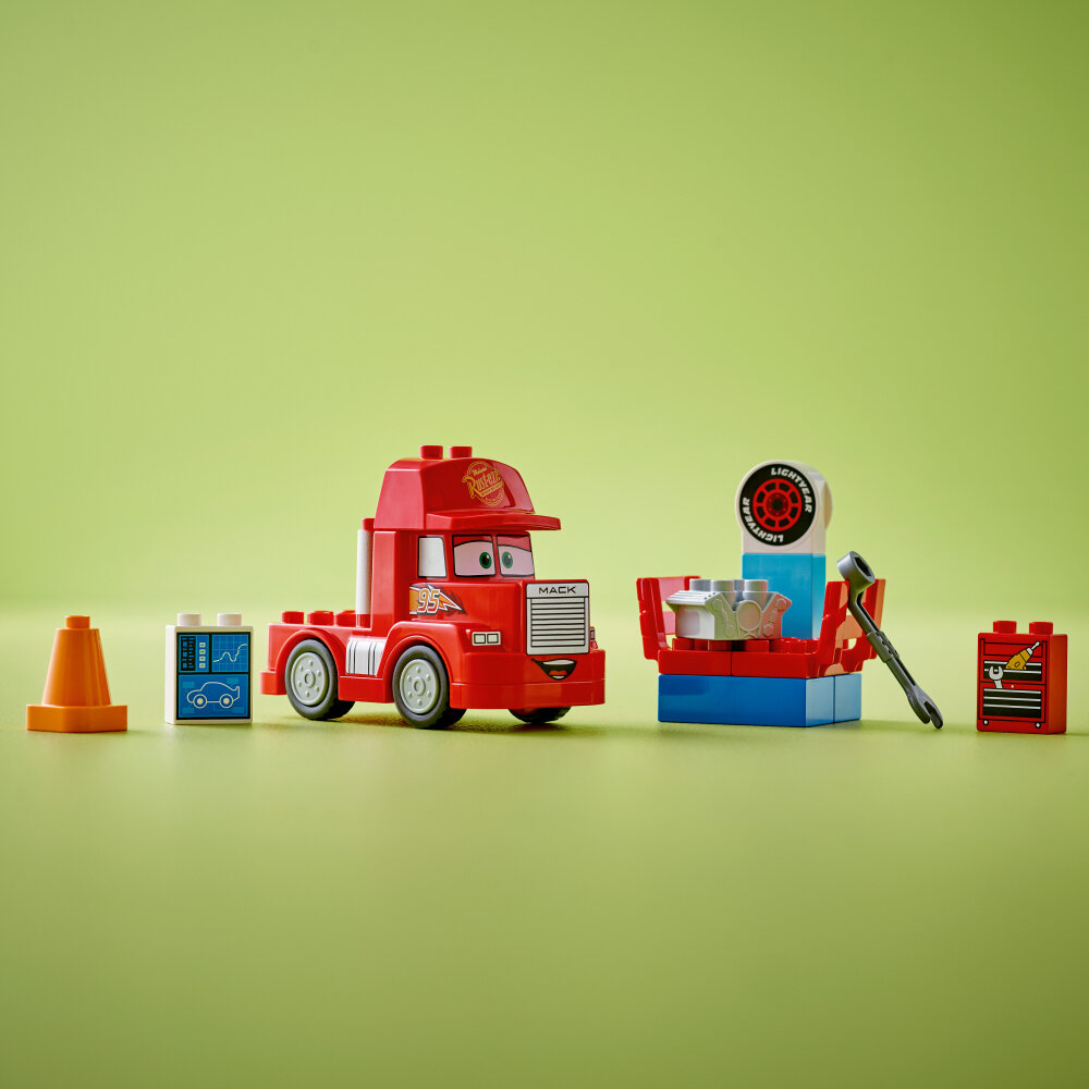 LEGO Duplo - Mack bij de race 2+