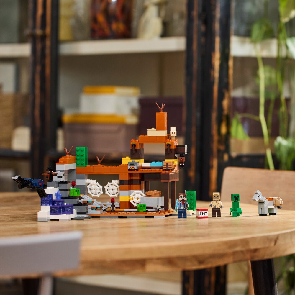 LEGO Minecraft - De woestenijmijnschacht 8+