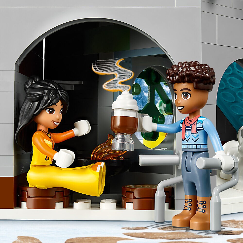 LEGO Friends - Vakantie skipiste en café 9+