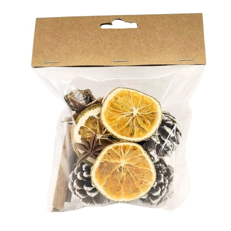 Kerstdecoraties met dennenappels, sinaasappel en kaneel 12 stuks