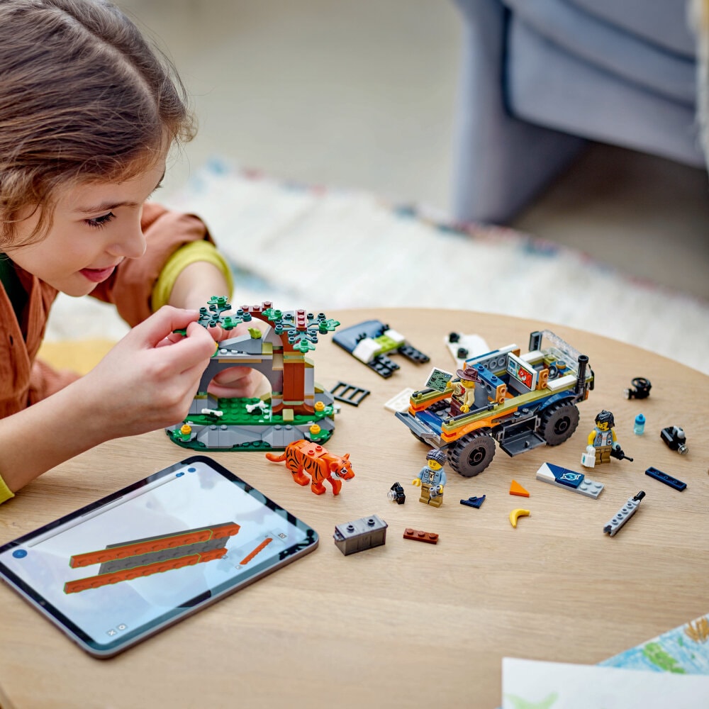 LEGO City - Jungleonderzoekers: offroad truck 6+