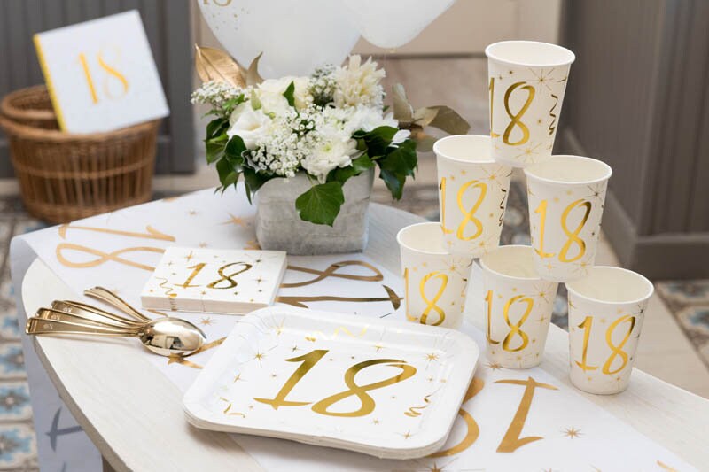 Servetten Wit & Goud 18-jarig feest 20 stuks