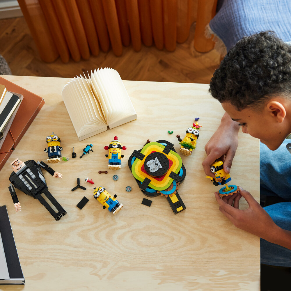 LEGO Minions - Bouwbare Gru en Minions 9+