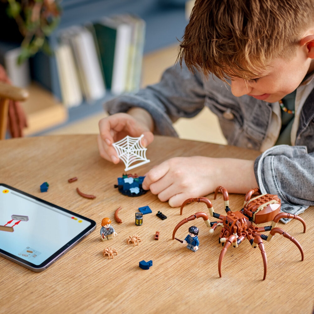 LEGO Harry Potter - Aragog in het Verboden Bos 7+