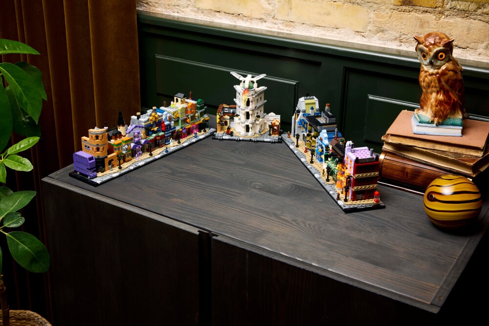 LEGO Harry Potter - De Wegisweg tovenaarswinkels 18+