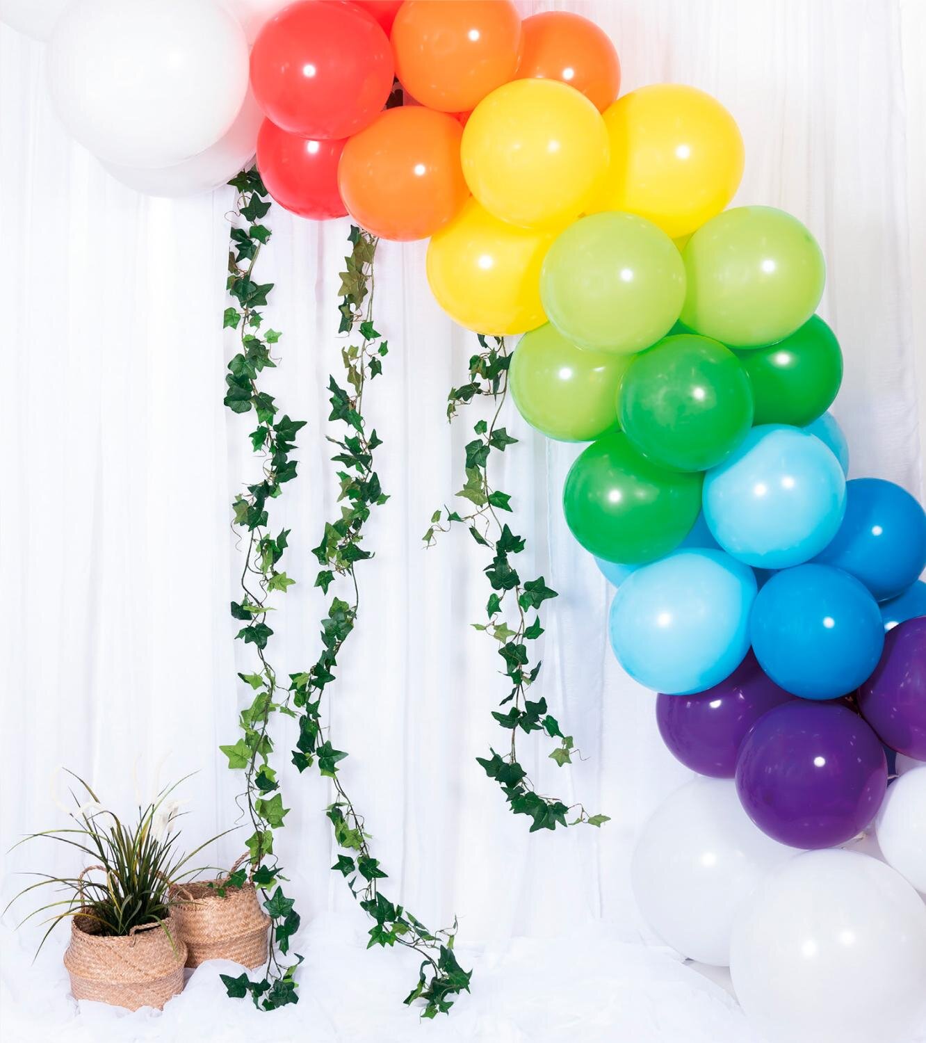 DIY Ballonnenboog in Regenboogkleuren