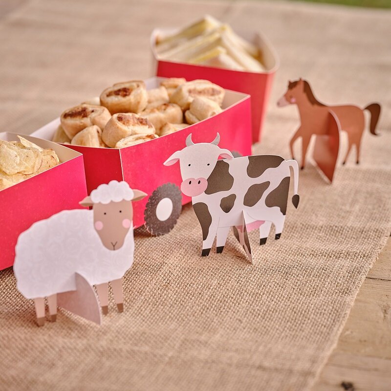 Boerderijdieren - Tractor met karren voor snacks