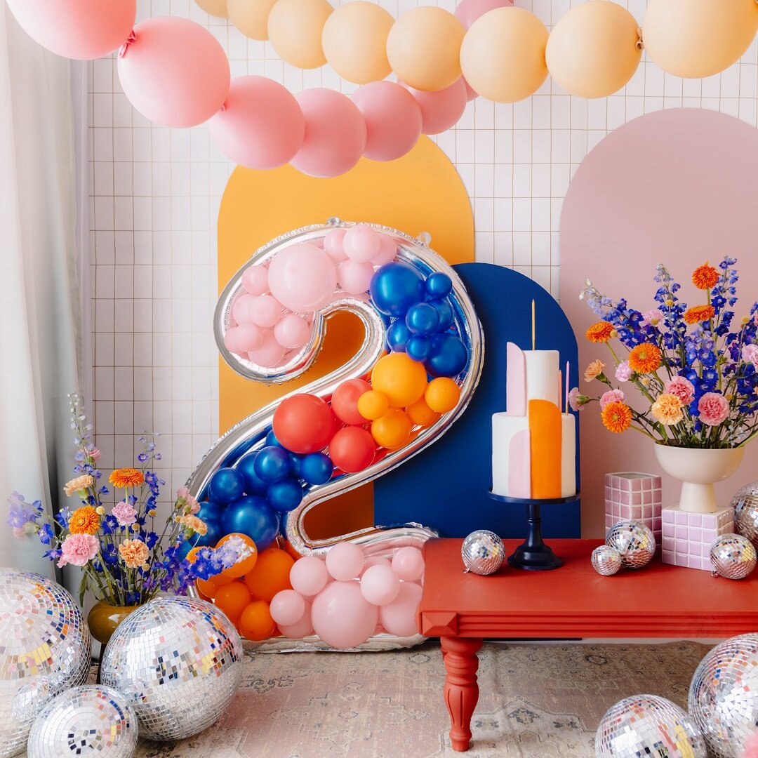 Ballonnenframe om te decoreren, 126 cm hoog, cijfer 2